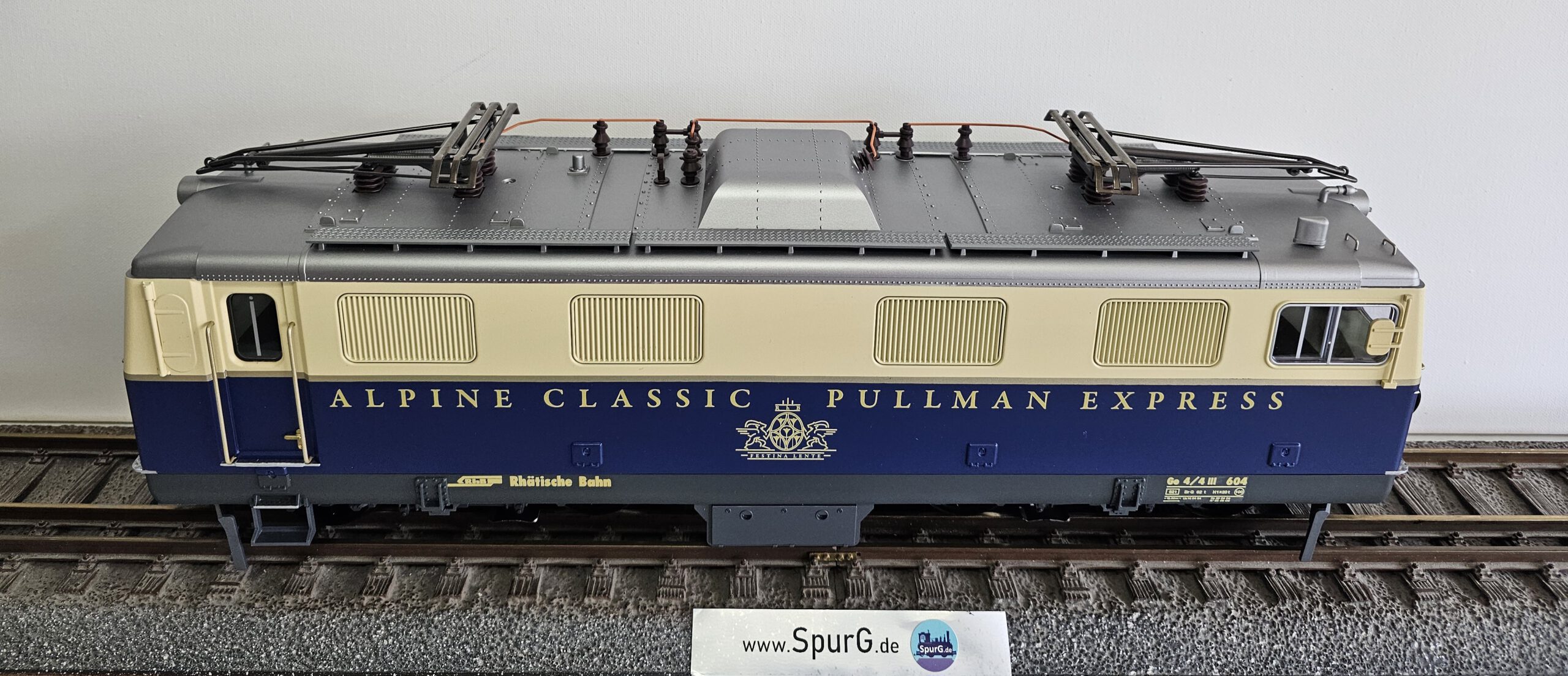 Du betrachtest gerade 🟪KMS-SpurG.eu–RhB-Ge4/4I-AlpineClassic